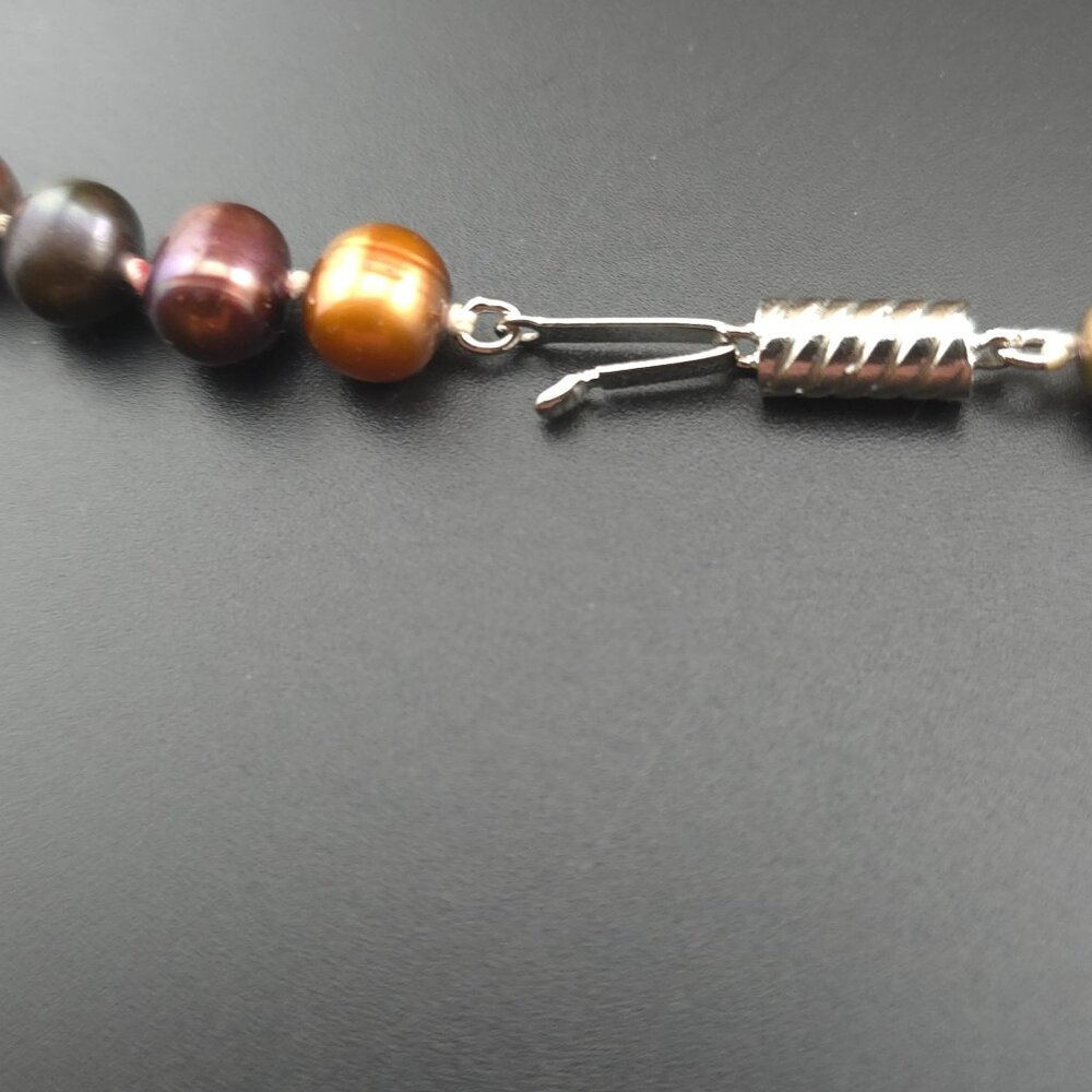Multicolor Freshwater Pearl Necklace With Twist Clasp 18 Inches - Picture 6 of 8